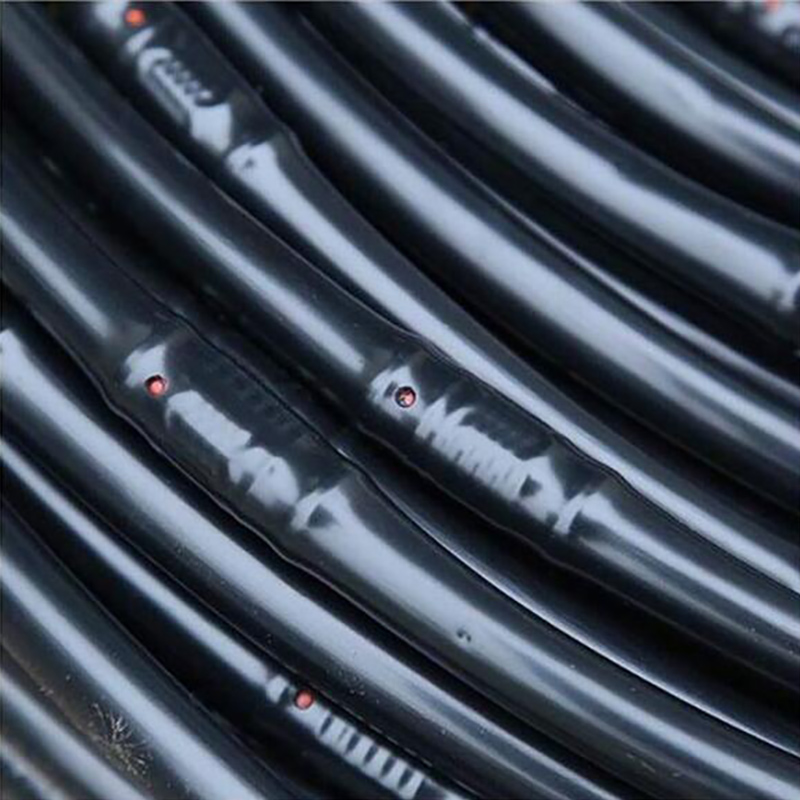 Pressure compensation drip irrigation pipe (16)